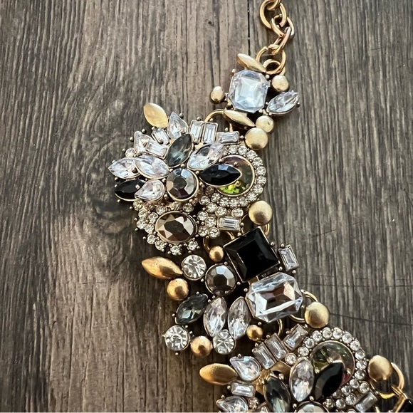 NWT Black Gold Statement Necklace With Gold White Rhinestone Fashion Jewelry - Picture 10 of 10